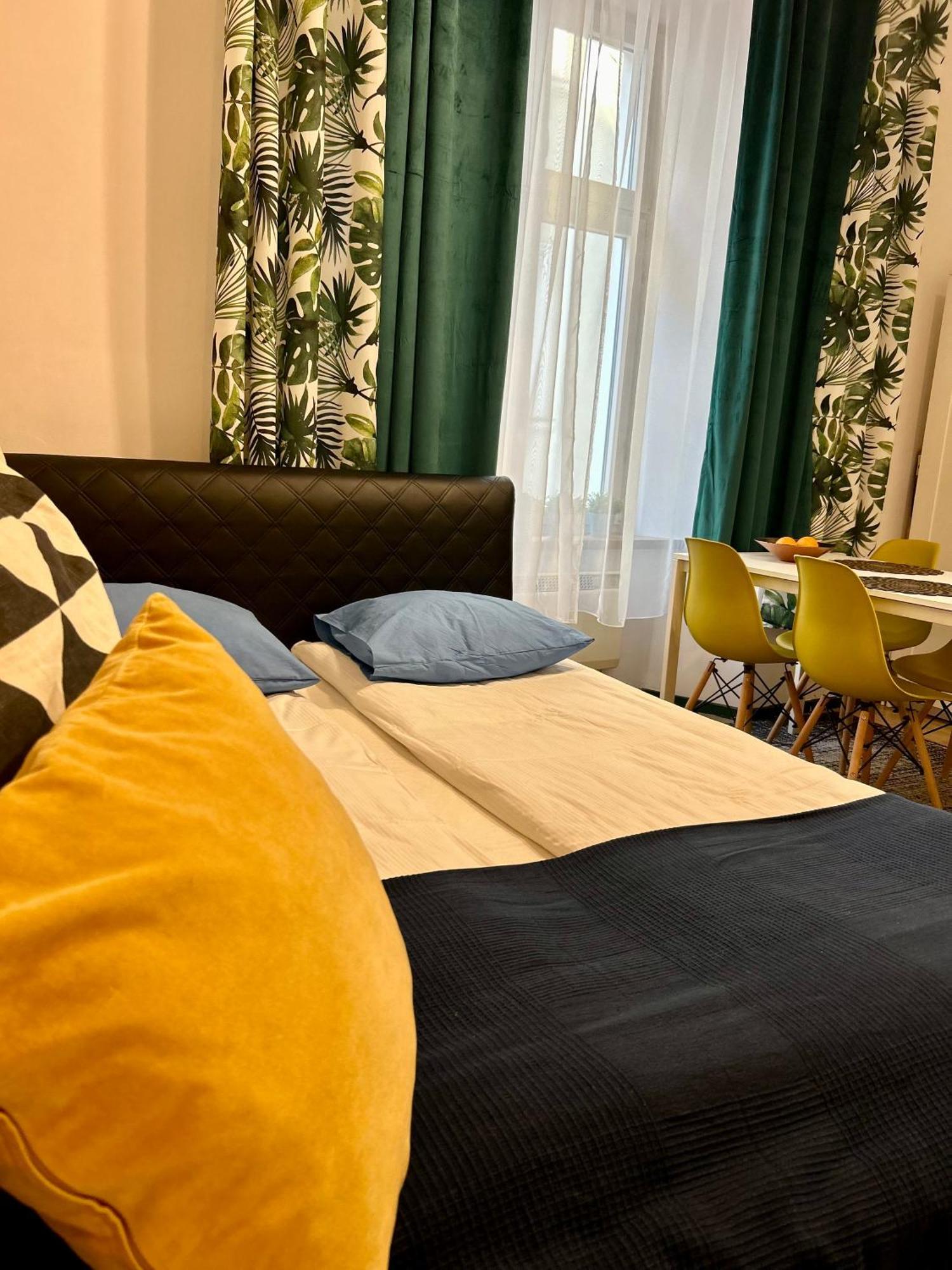 Vintage Senacka Apartaments Krakow Bagian luar foto