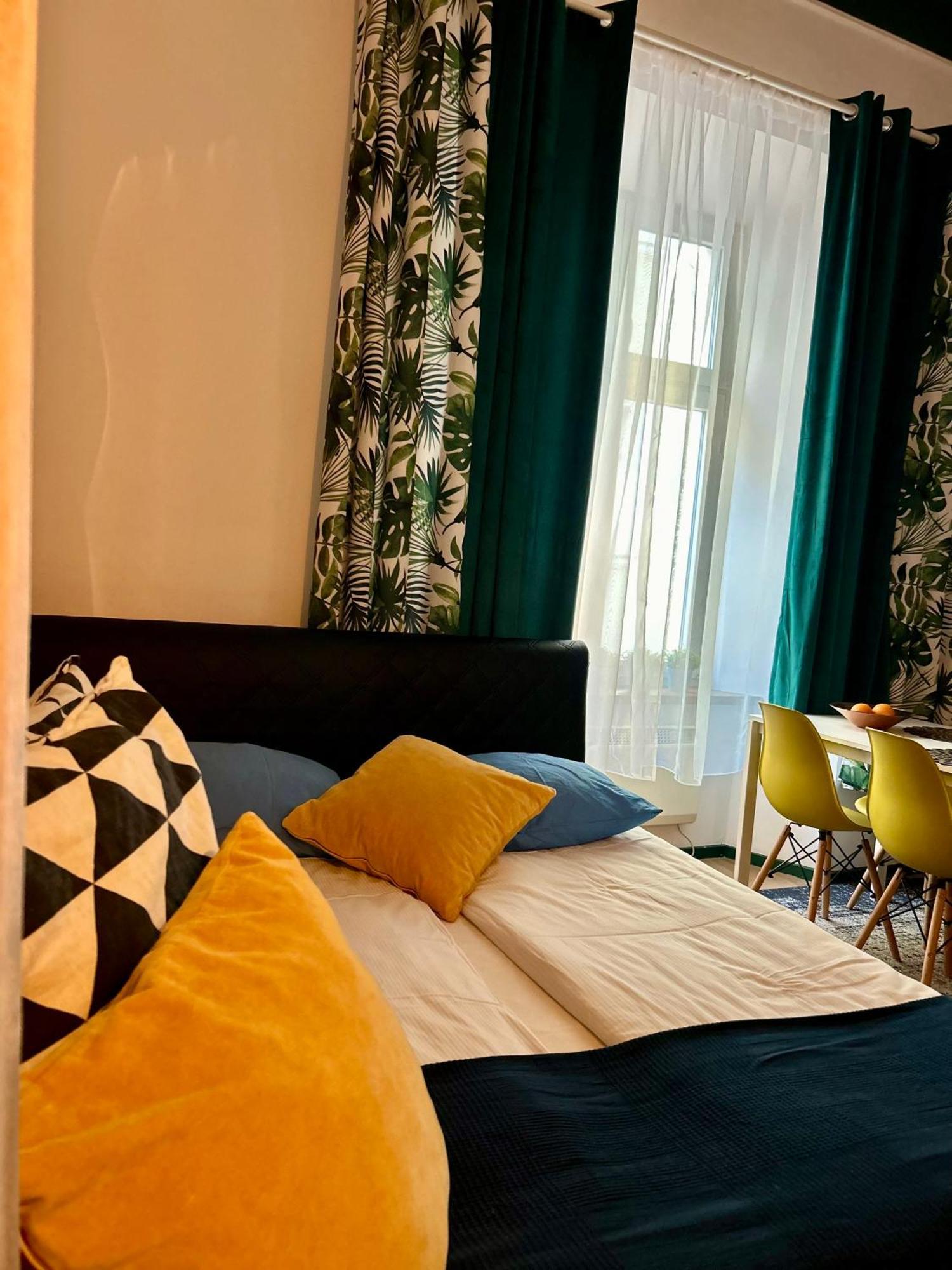 Vintage Senacka Apartaments Krakow Bagian luar foto